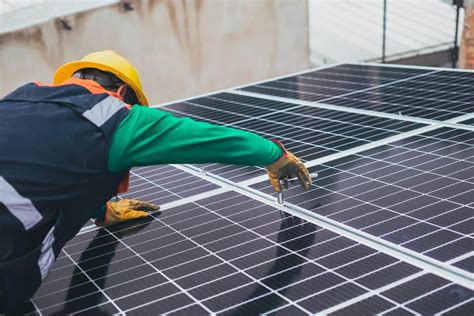 Installer des panneaux solaires à Aubagne : prix et aides.